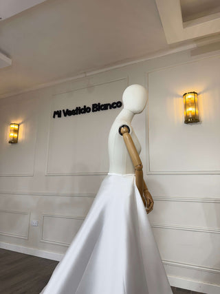 Mi Vestido Blanco - Cola Satin