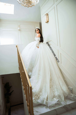 Mi Vestido Blanco - Vestido de Novia con escote corazón con pedrería y mangas desmontables