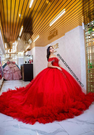 Mi Vestido Blanco - Vestido de Quince Años Rojo con Falda ultra esponjada en Tul con Brillo