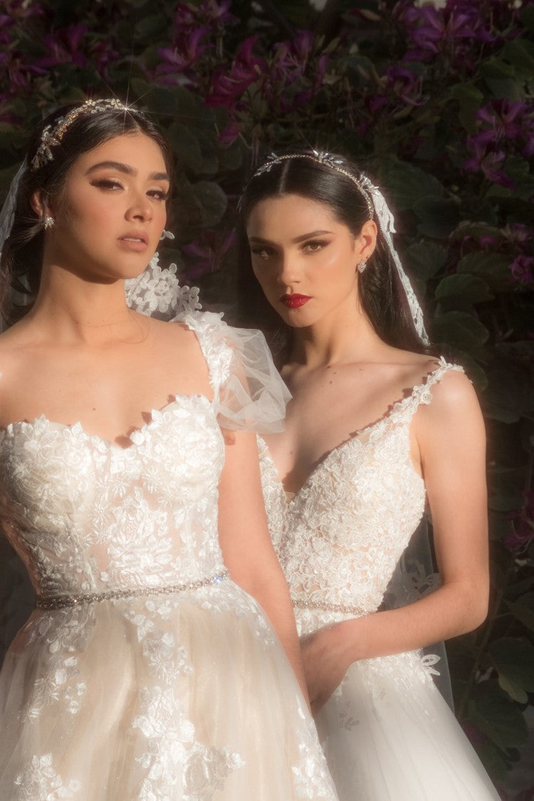 Vestidos de novia sencillos bohemios escote V