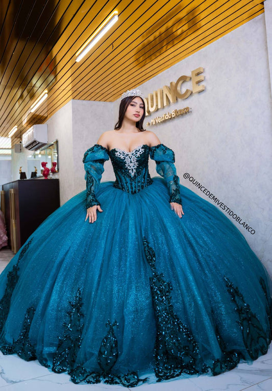 Vestido de XV Verde Esmeralda con Bordado y Moño&nbsp;