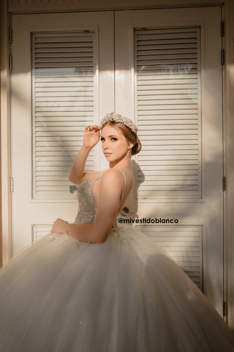 Vestidos corte princesa con tirantes