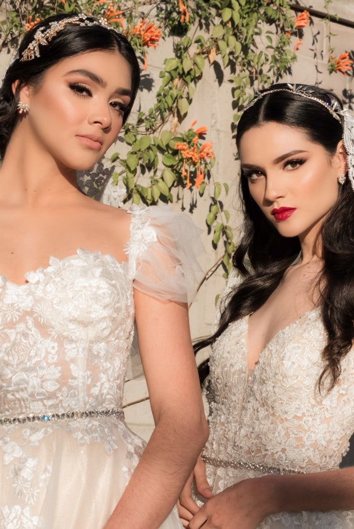 Vestidos de novia sencillos bohemios escote V