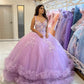 Vestidos de XV lila con mariposas