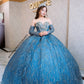 Vestido de quinceañera azul plumbago con destellos plata y cauda desmontable